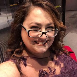 Meet your Posher, Hellen